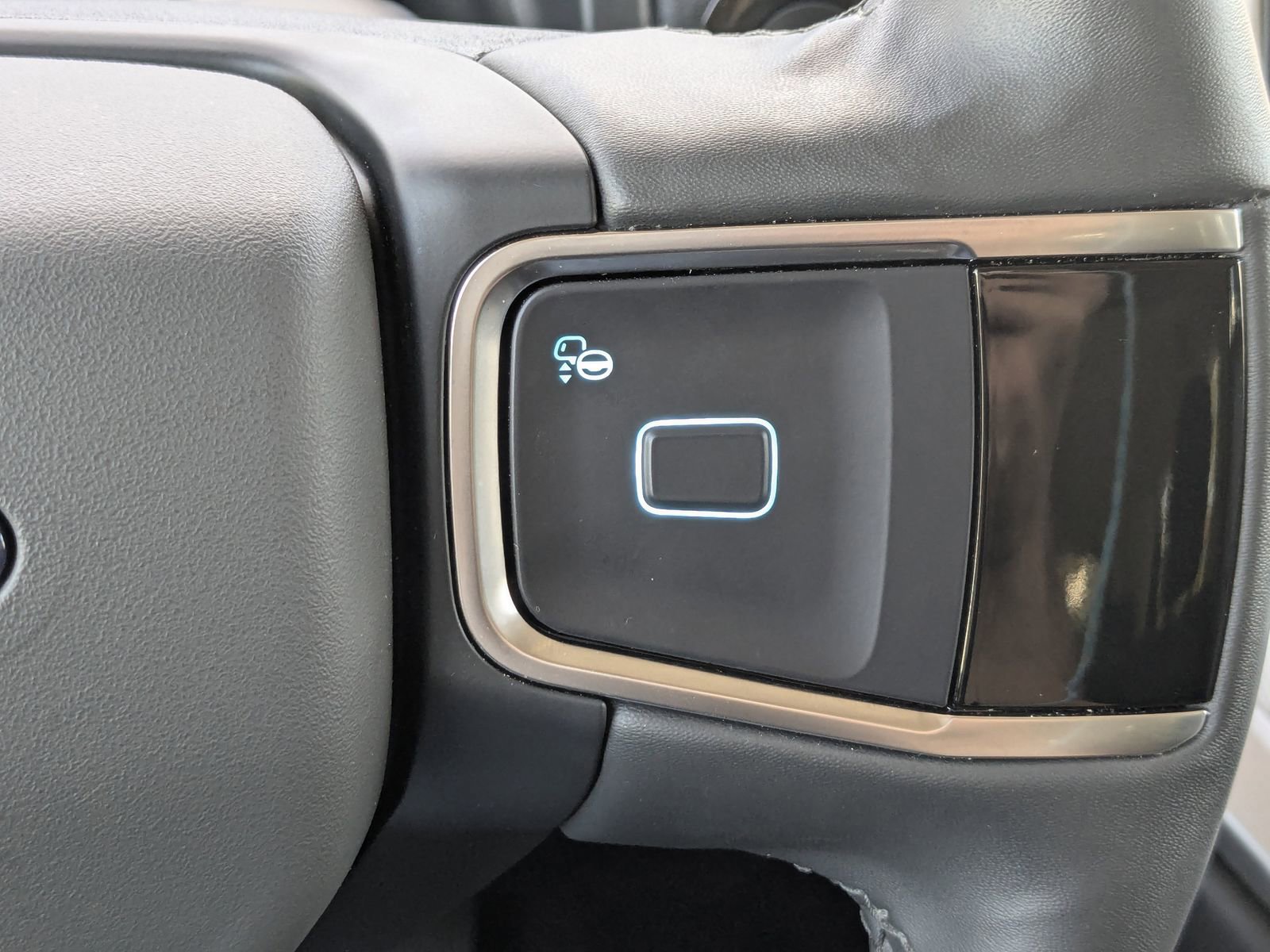 Certified 2025 Ford Expedition Max Active image 30