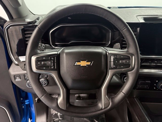 Used 2022 Chevrolet Silverado 1500 LTZ AWD/4WD image 17