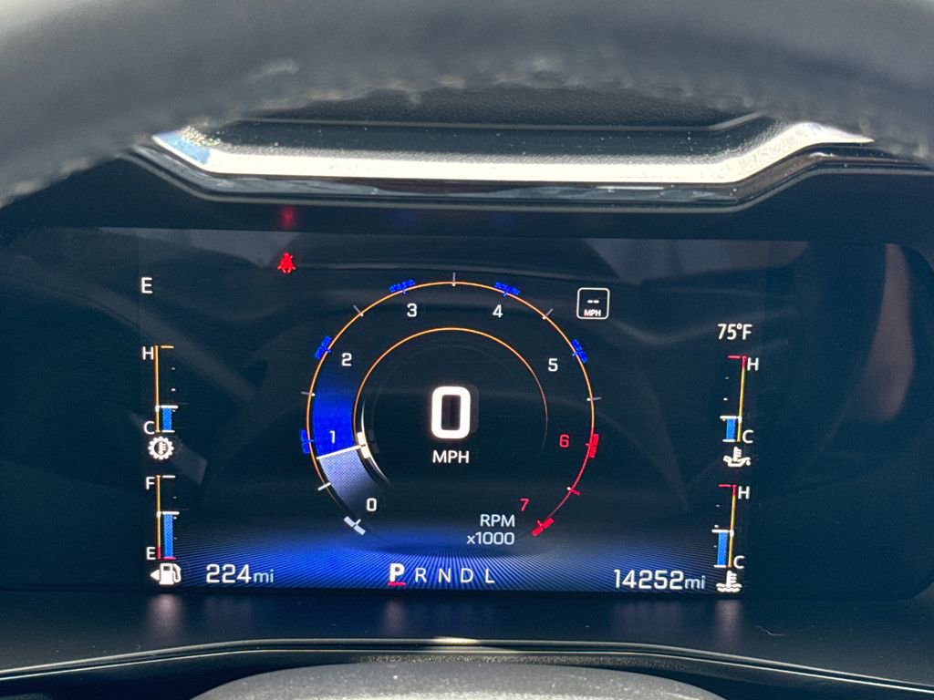 Used 2023 Chevrolet Colorado LT w/ LT Convenience Package II image 17