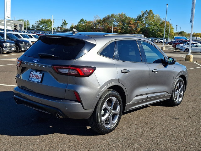 Certified 2023 Ford Escape ST-Line w/ Tech Pack #1 FWD image 6