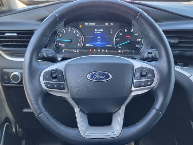 Certified 2022 Ford Explorer XLT w/ Class IV Trailer Tow Package AWD/4WD image 33