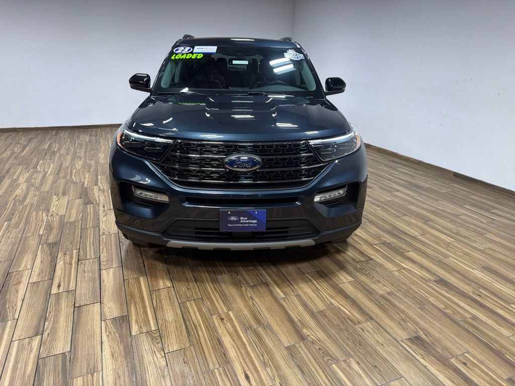 Certified 2023 Ford Explorer XLT w/ Equipment Group 202A AWD/4WD image 3