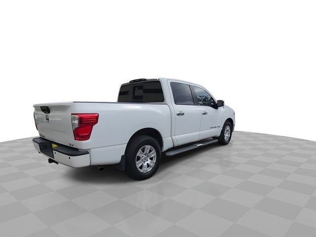 Used 2018 Nissan Titan SV w/ SV Convenience Package RWD image 8