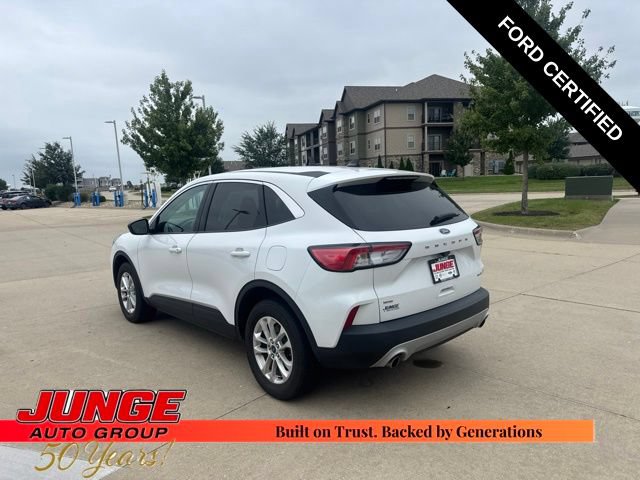 Certified 2022 Ford Escape SE w/ Convenience Package AWD/4WD image 2