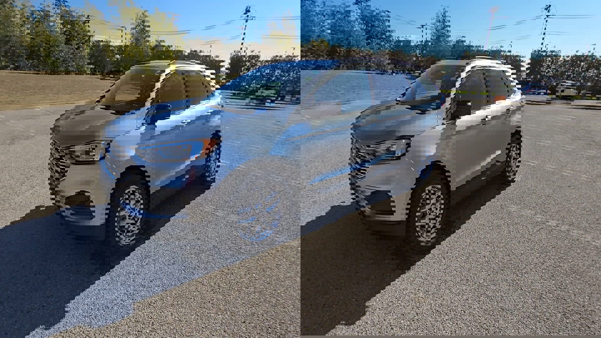 Certified 2022 Ford Edge SE image 5