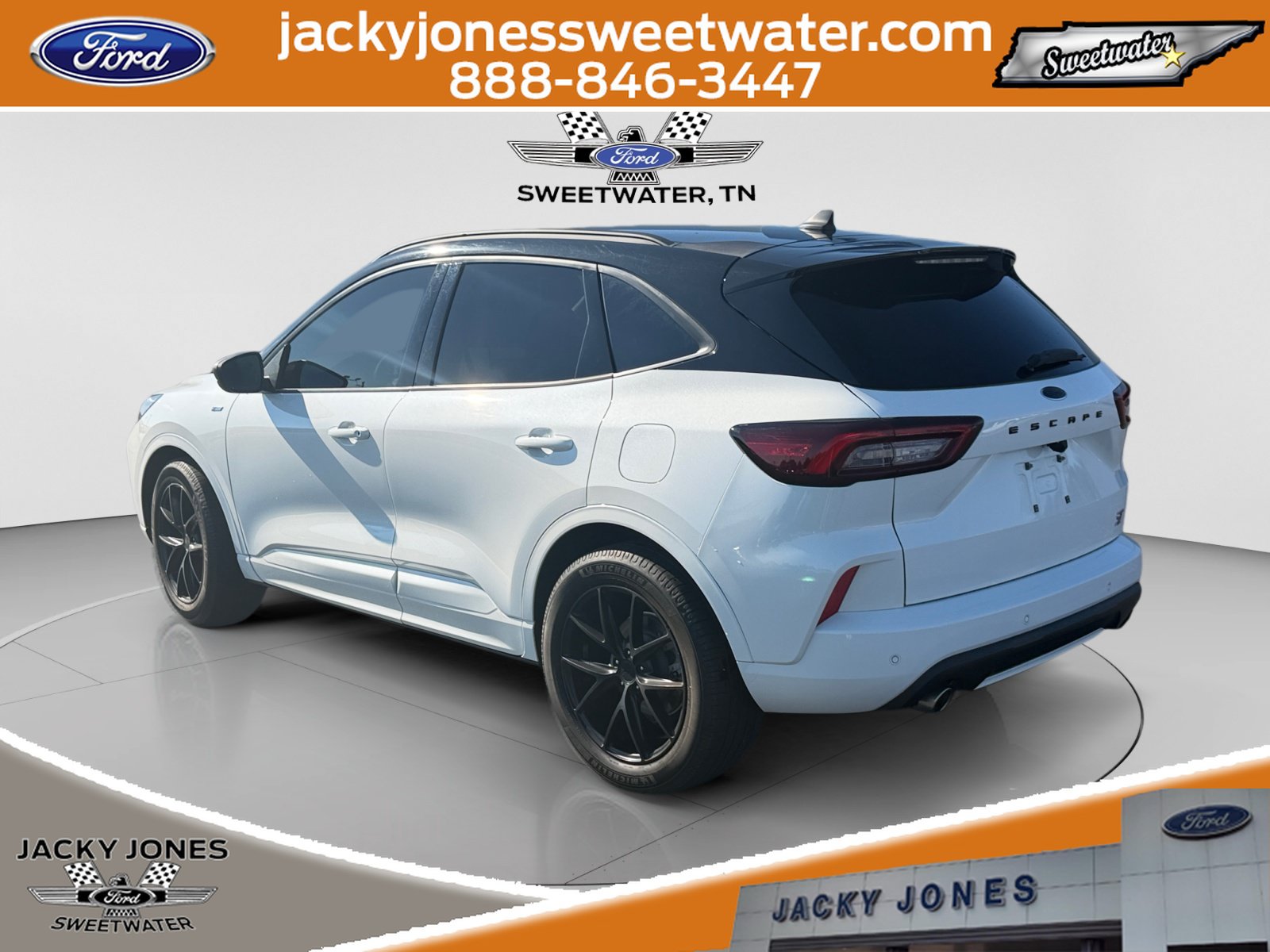 Certified 2024 Ford Escape ST-Line w/ Tech Pack #1 FWD image 3