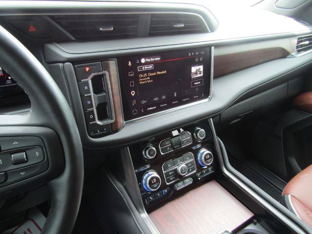 Used 2024 GMC Yukon Denali Ultimate AWD/4WD image 37