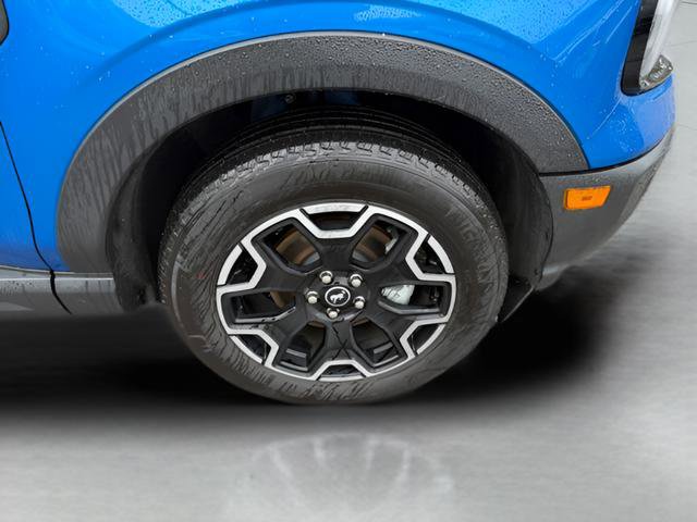 Certified 2025 Ford Bronco Sport Outer Banks w/ Outer Banks Tech Package+ AWD/4WD image 33