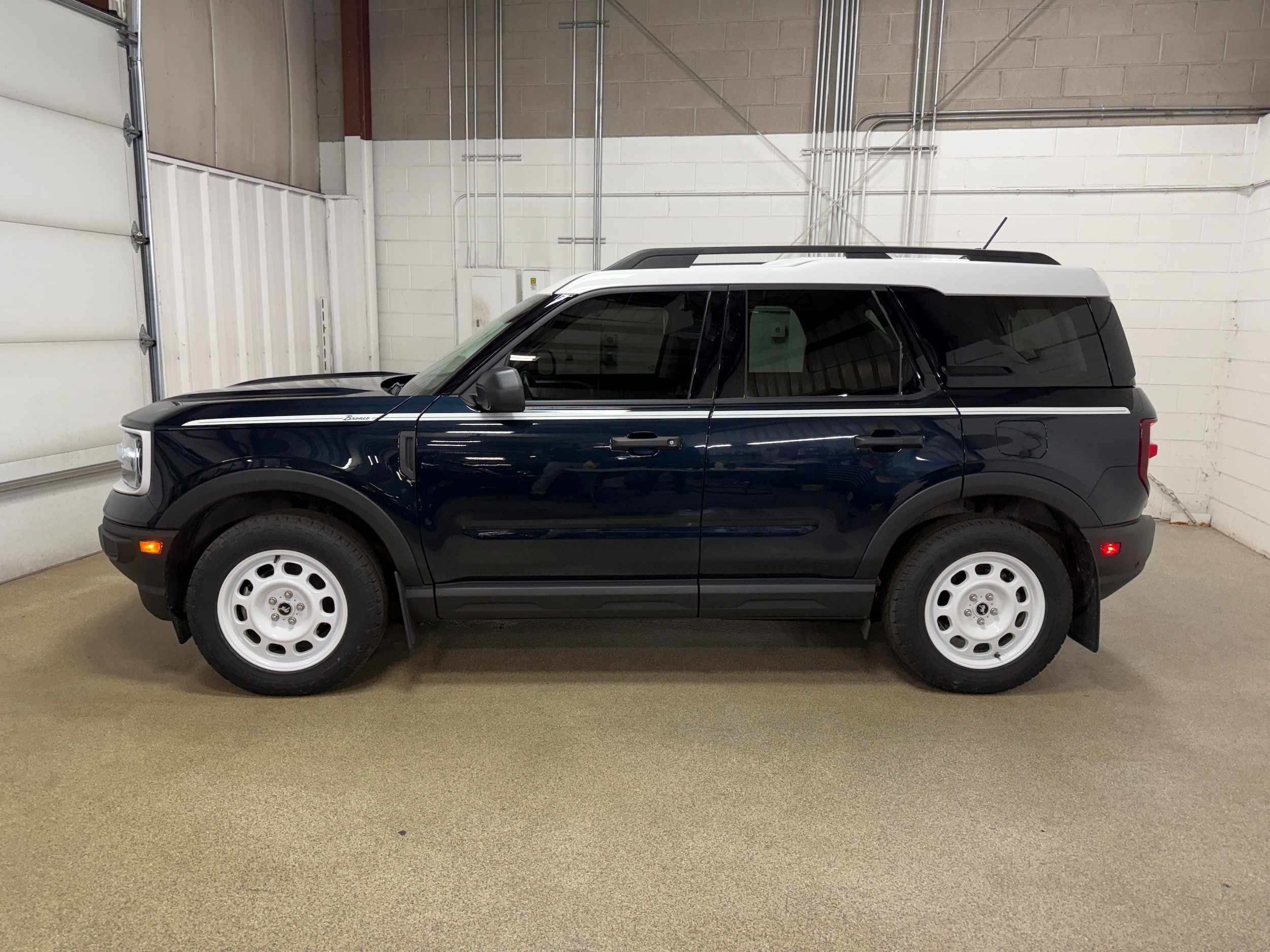 Certified 2023 Ford Bronco Sport Heritage w/ Heritage Convenience Package AWD/4WD image 6