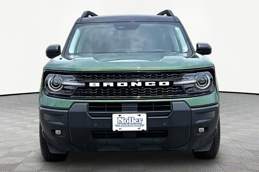 Certified 2025 Ford Bronco Sport Outer Banks w/ Outer Banks Tech Package+ AWD/4WD image 3