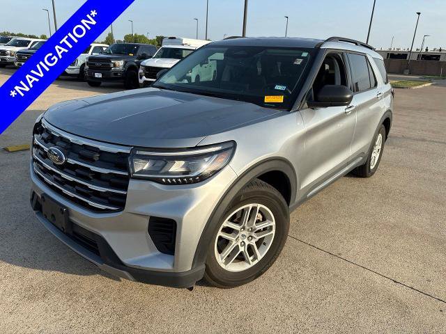 Certified 2025 Ford Explorer Active RWD image 1