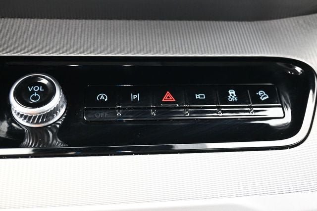 Certified 2025 Ford Expedition Active AWD/4WD image 25