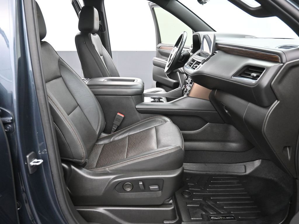 Used 2021 Chevrolet Tahoe High Country image 16