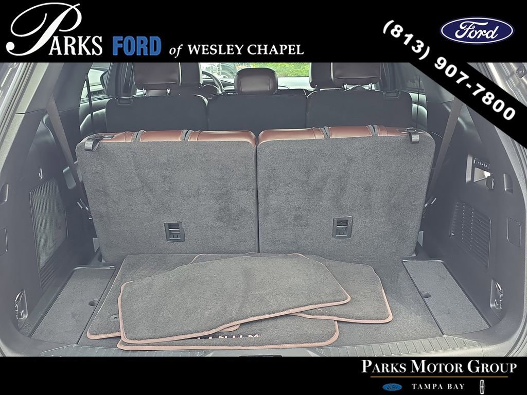 Certified 2021 Ford Explorer Platinum w/ Equipment Group 601A image 8