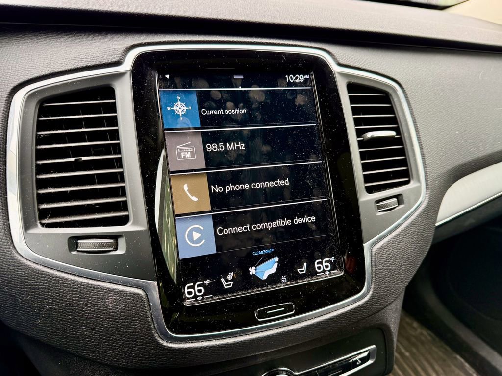 Used 2021 Volvo XC90 T5 Momentum w/ Climate Package image 21