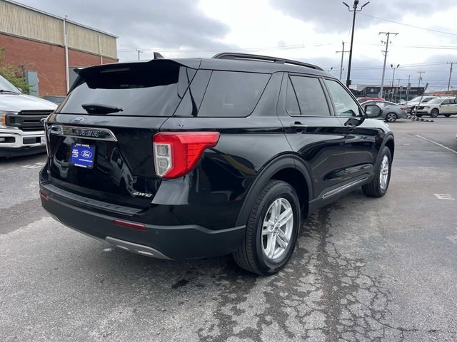 Certified 2022 Ford Explorer XLT w/ Equipment Group 202A image 3