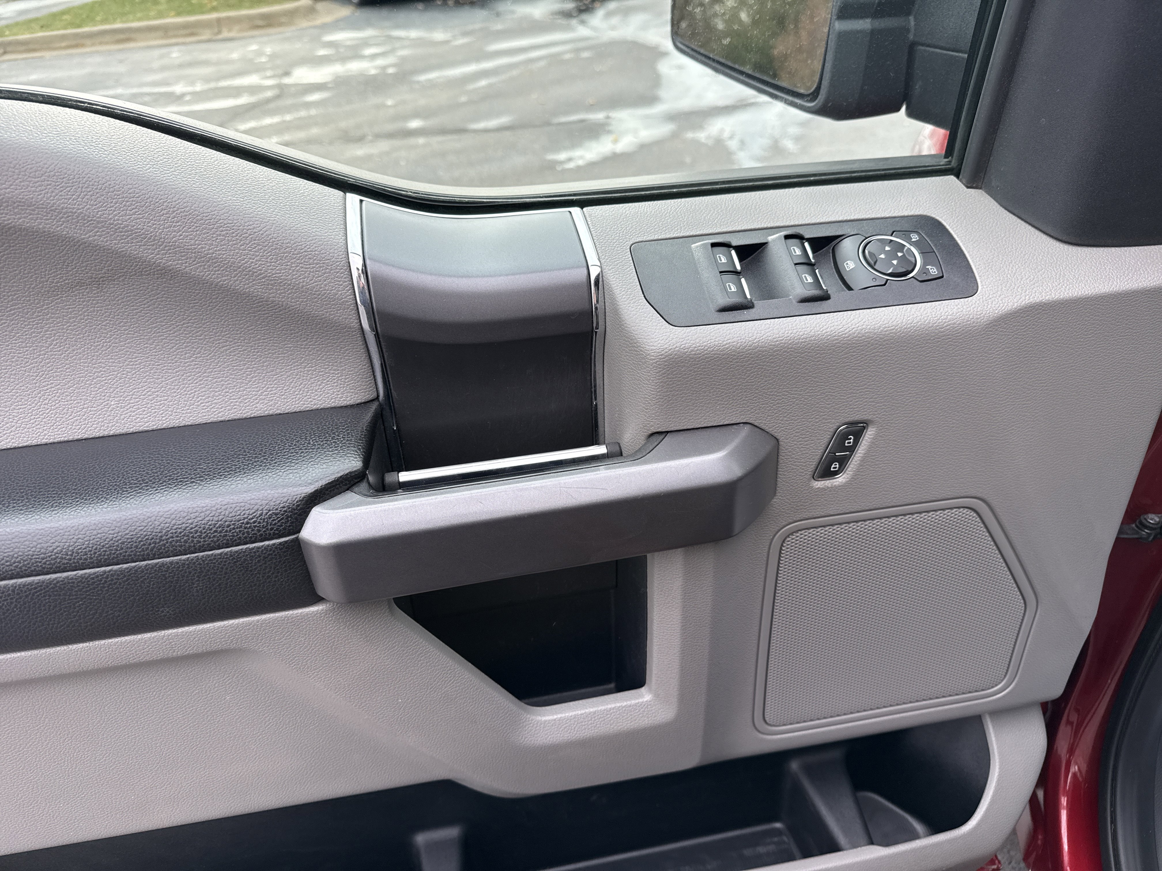 Certified 2019 Ford F150 XLT w/ Equipment Group 302A Luxury image 14