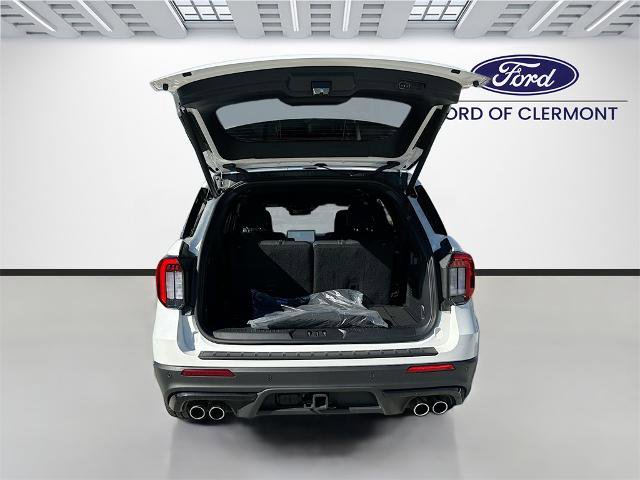 Certified 2025 Ford Explorer ST image 26