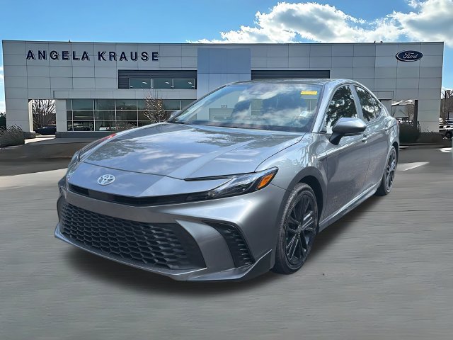 Used 2026 Toyota Camry SE w/ Multimedia Upgrade Package FWD image 3