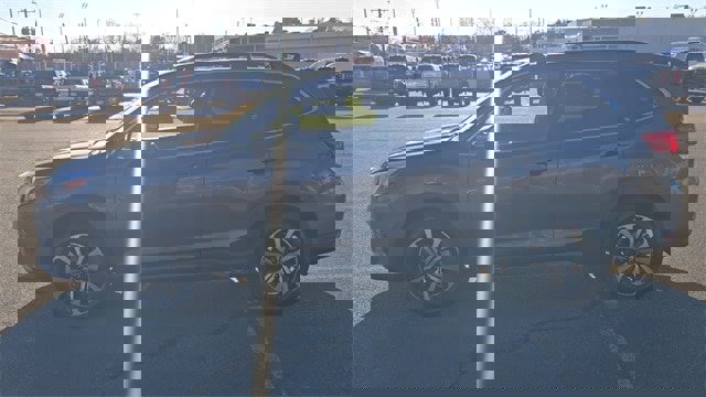 Used 2023 Subaru Forester Limited image 6