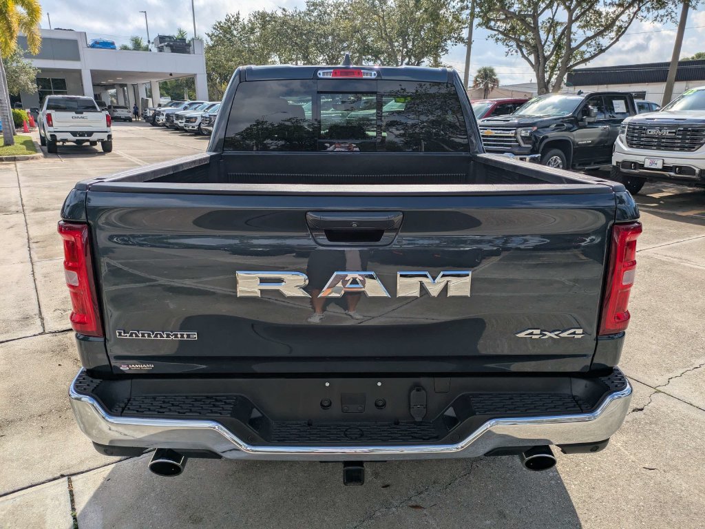 Used 2026 RAM 1500 Laramie AWD/4WD image 5