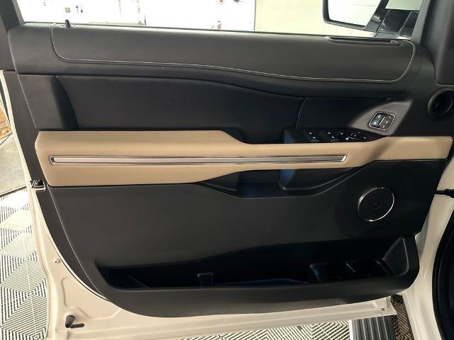 Certified 2023 Ford Expedition Max Limited AWD/4WD image 18