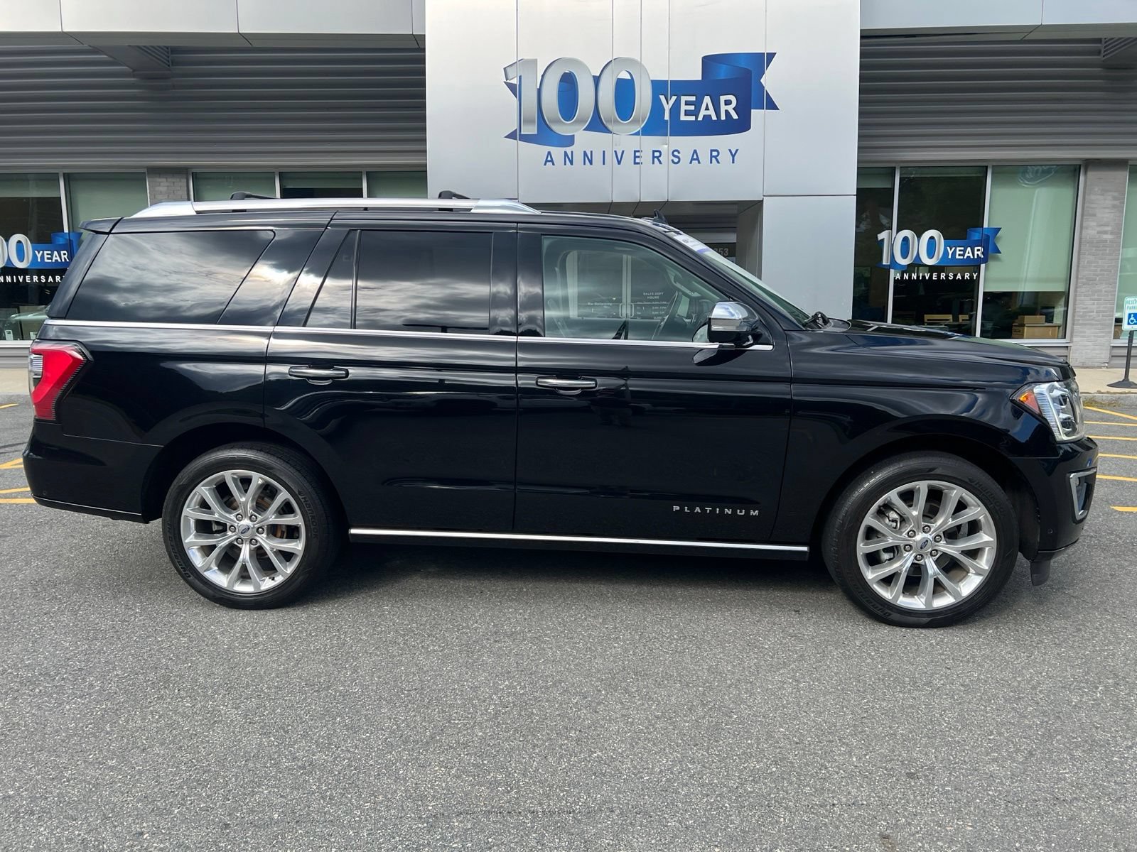 Certified 2019 Ford Expedition Platinum AWD/4WD image 10