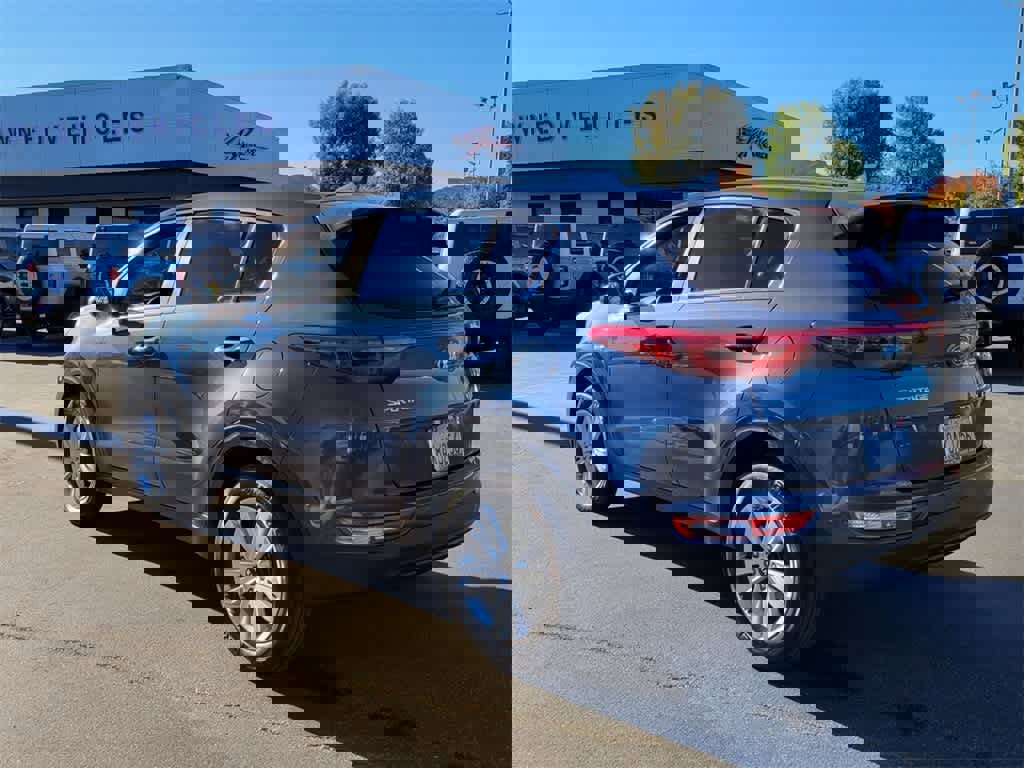 Used 2017 Kia Sportage LX image 3