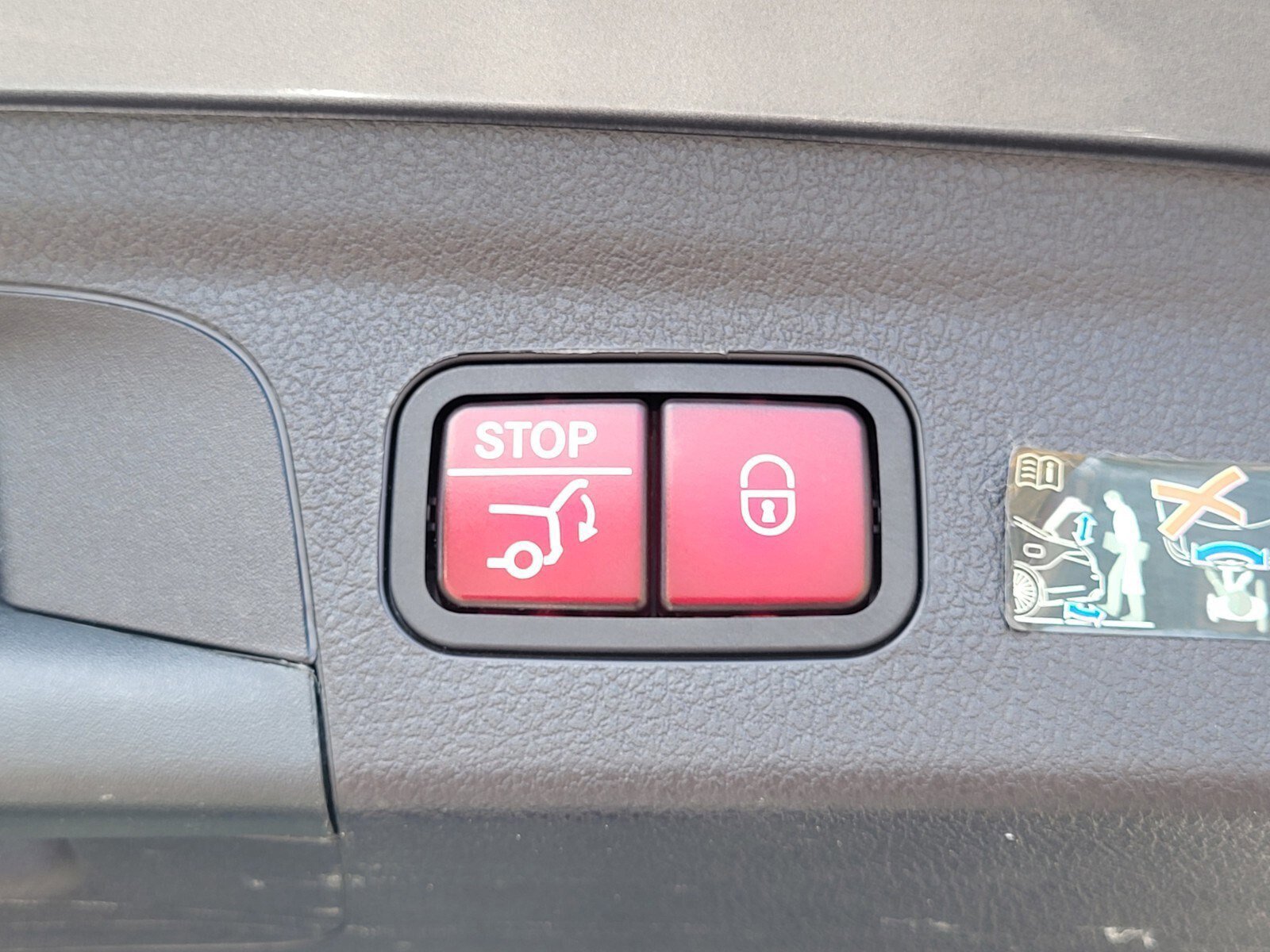 Used 2022 BMW X3 sDrive30i w/ Convenience Package image 31