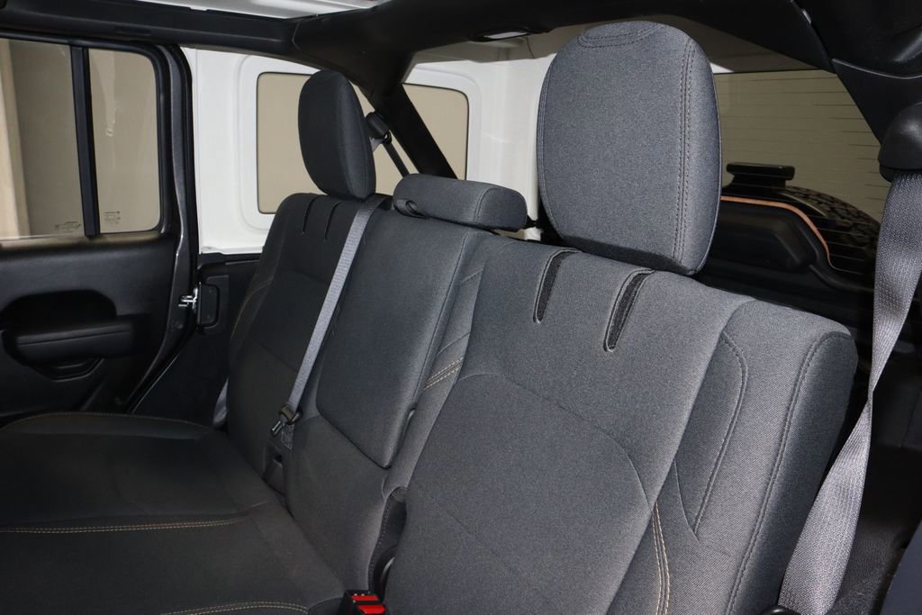 Used 2024 Jeep Wrangler Unlimited image 22