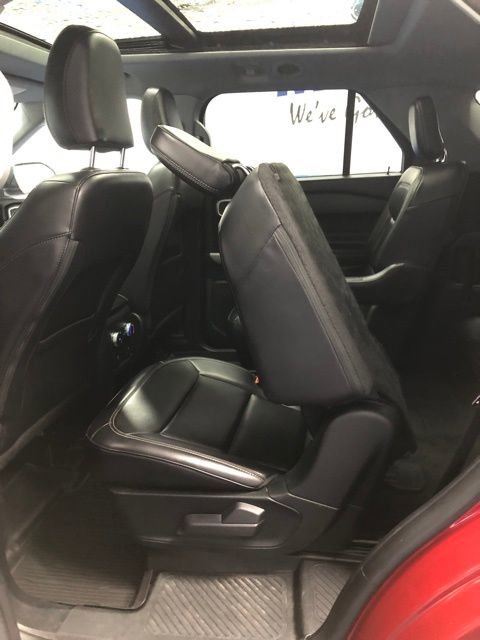 Certified 2021 Ford Explorer XLT w/ Equipment Group 202A image 30