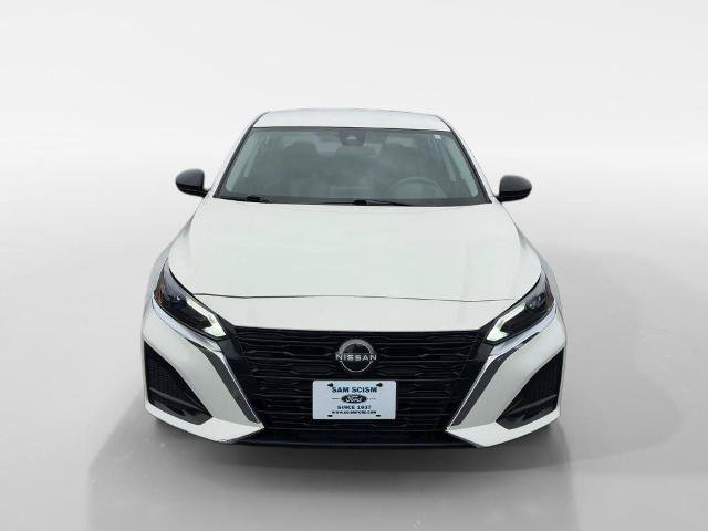 Used 2024 Nissan Altima 2.5 SV FWD image 8