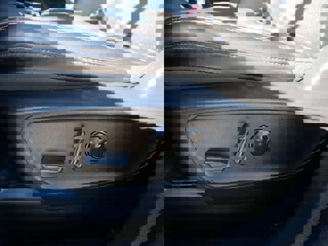 Certified 2025 Ford Escape ST-Line image 15