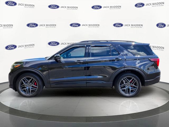 Certified 2025 Ford Explorer ST AWD/4WD image 2