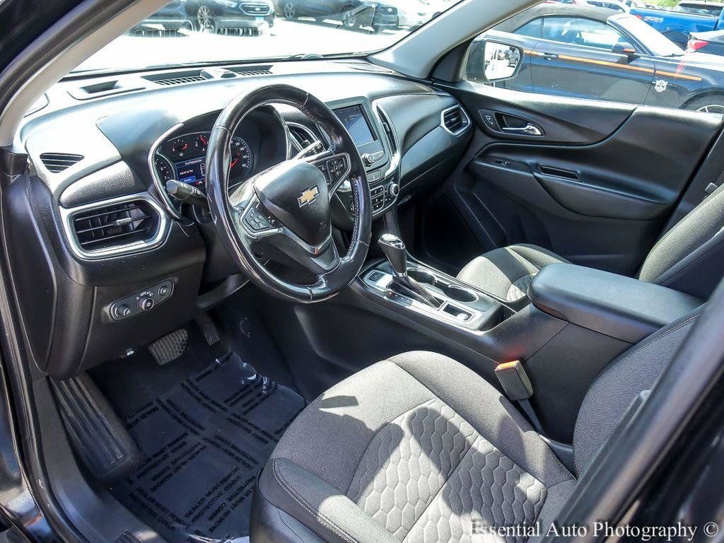 Used 2020 Chevrolet Equinox LT w/ Driver Convenience Package AWD/4WD image 10