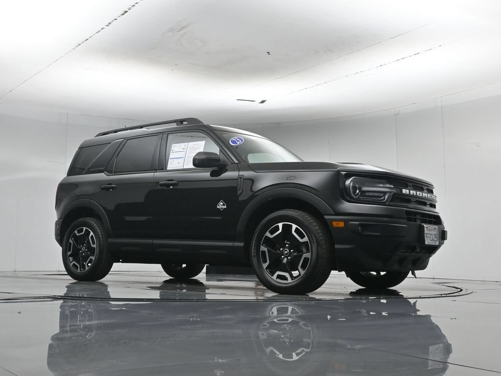 Certified 2023 Ford Bronco Sport Outer Banks AWD/4WD image 4