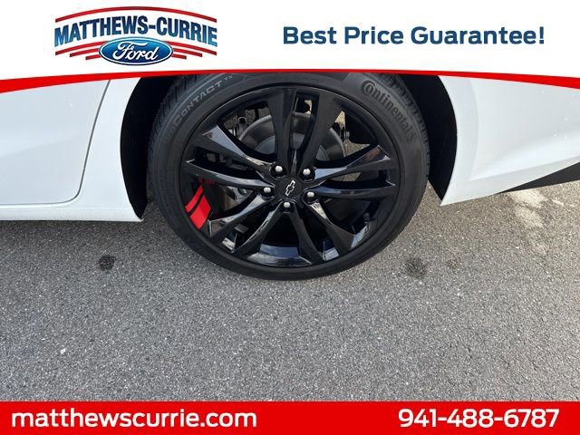 Used 2020 Chevrolet Malibu LT w/ Redline Edition image 14