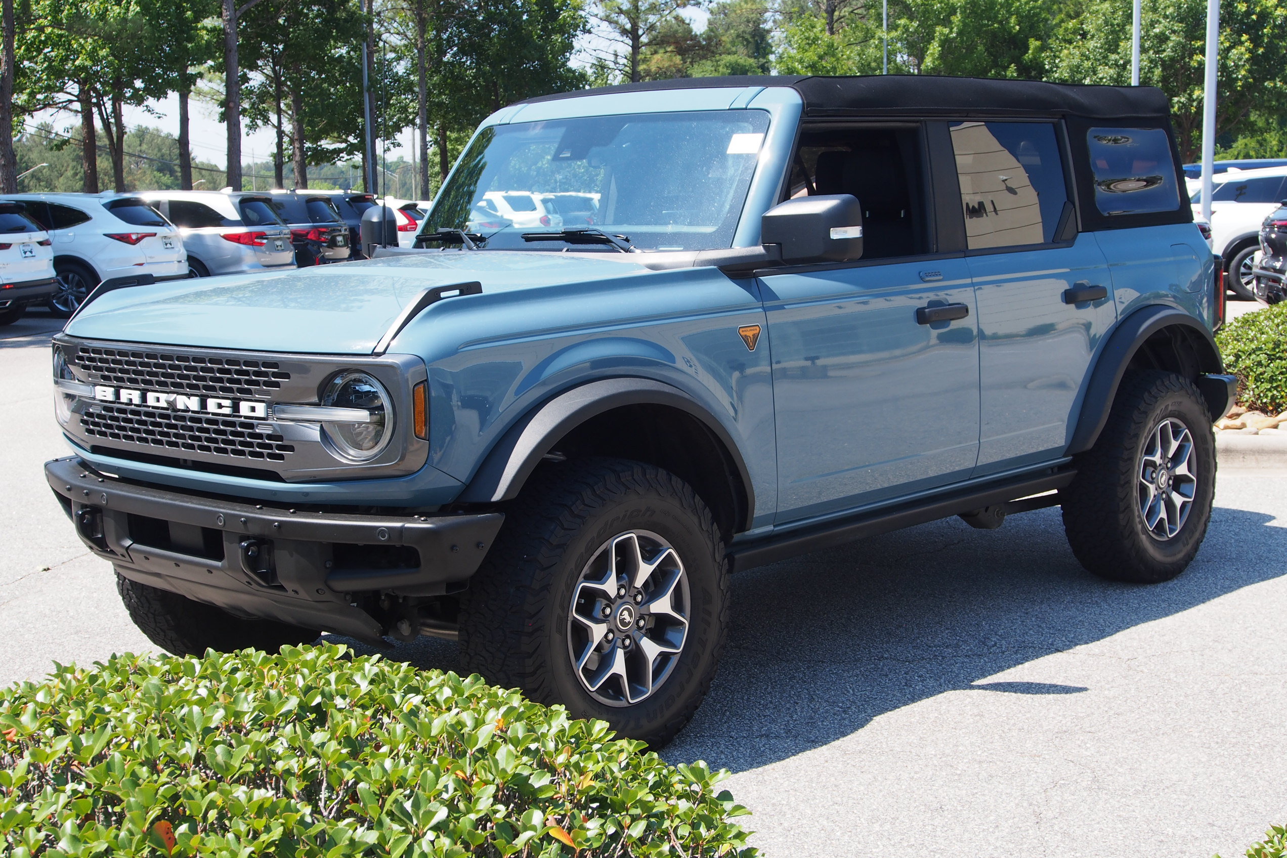 Certified 2023 Ford Bronco Badlands AWD/4WD image 4