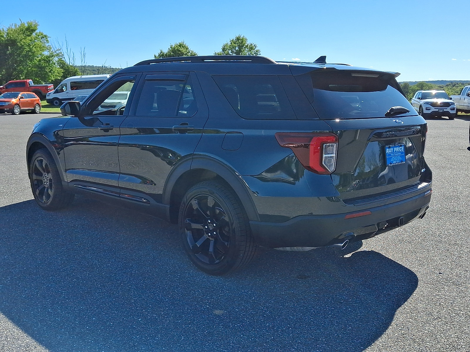 Certified 2023 Ford Explorer ST-Line w/ Class IV Trailer Tow Package AWD/4WD image 5