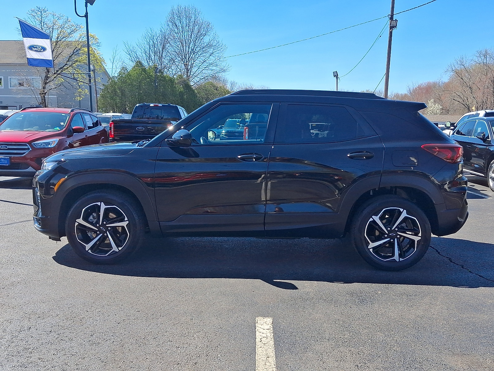 Used 2023 Chevrolet TrailBlazer RS w/ Convenience Package FWD image 4