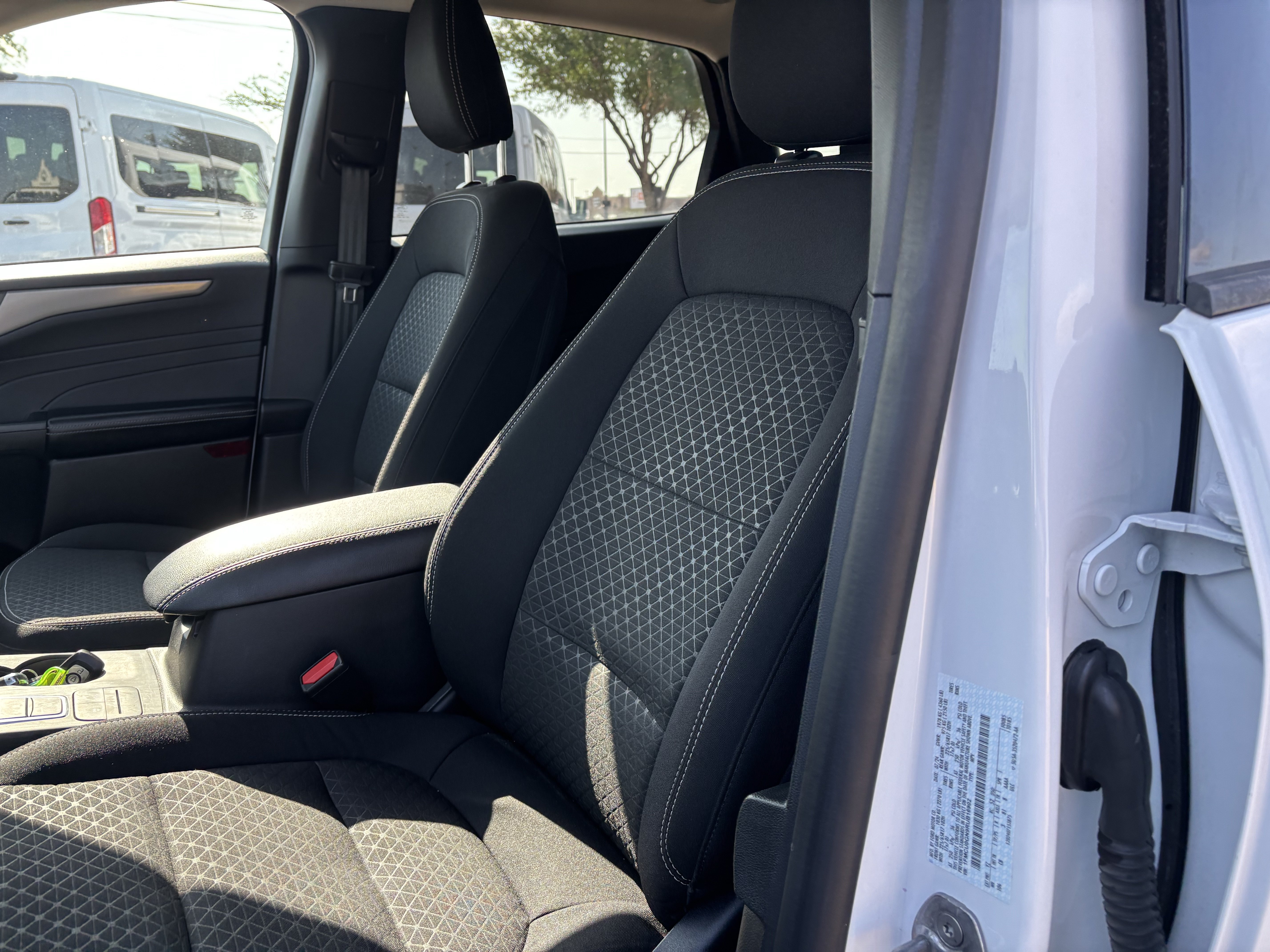 Certified 2024 Ford Escape Active FWD image 5