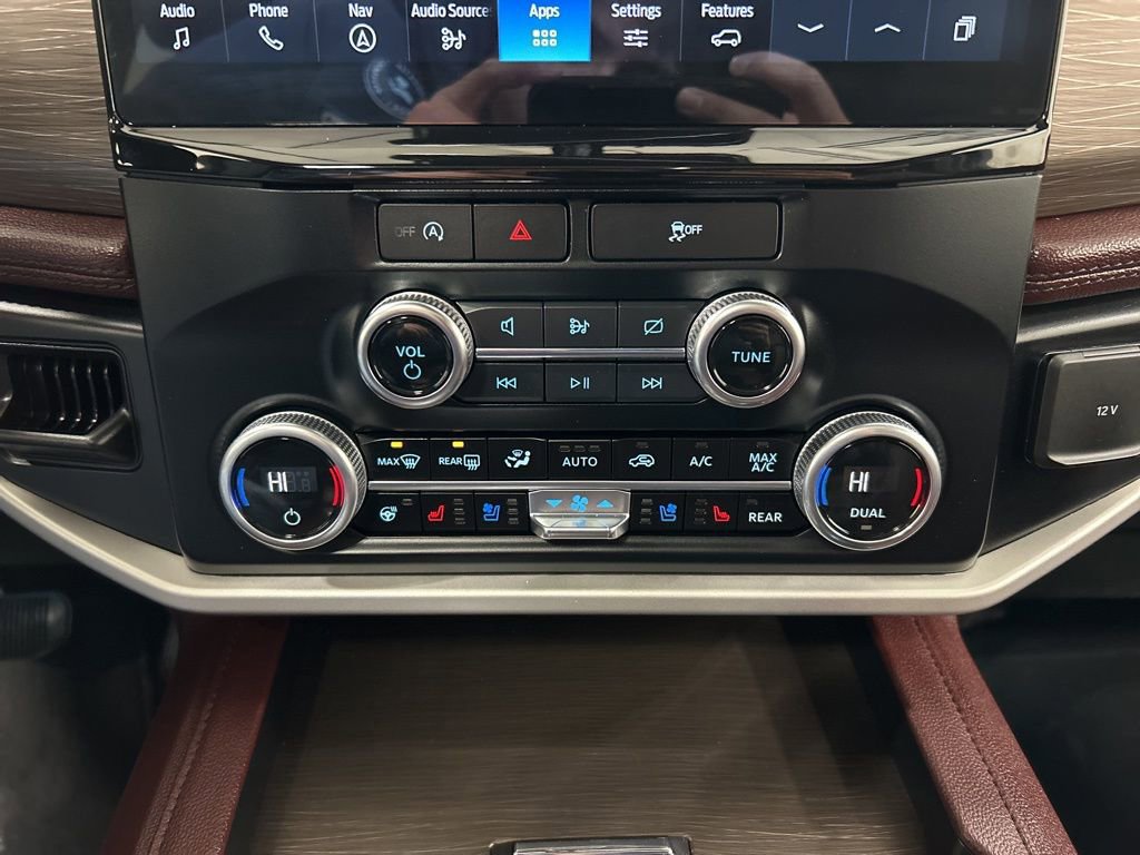 Certified 2024 Ford Expedition Max Limited image 25