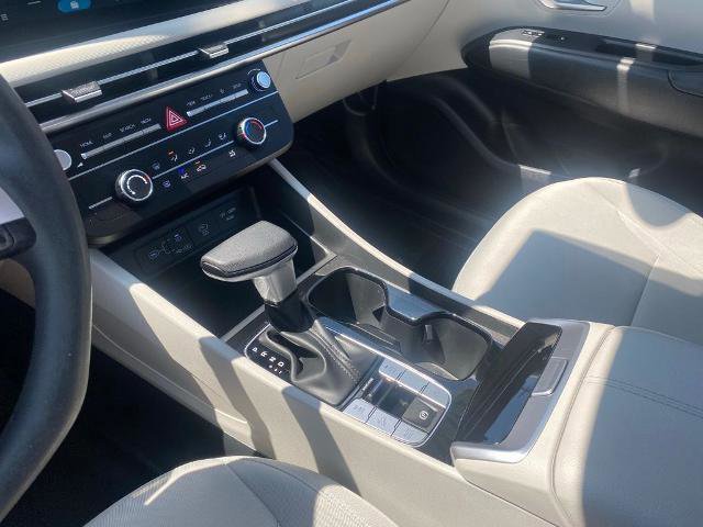 Used 2025 Hyundai Tucson SE image 23