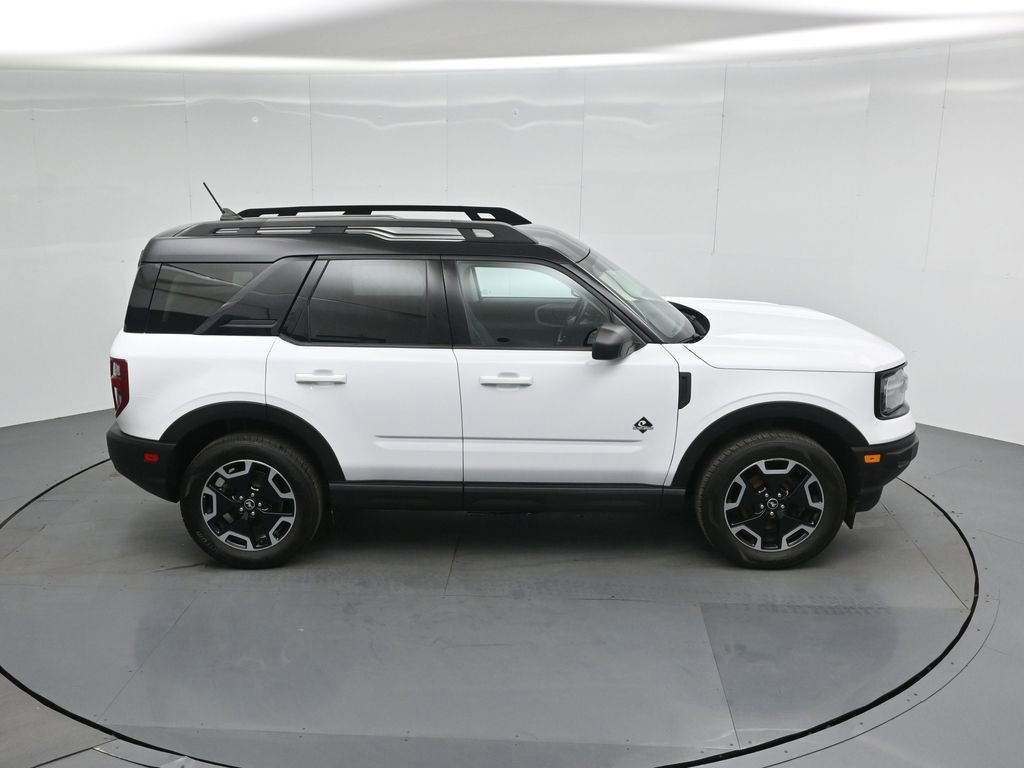 Certified 2022 Ford Bronco Sport Outer Banks w/ Tech Package image 11