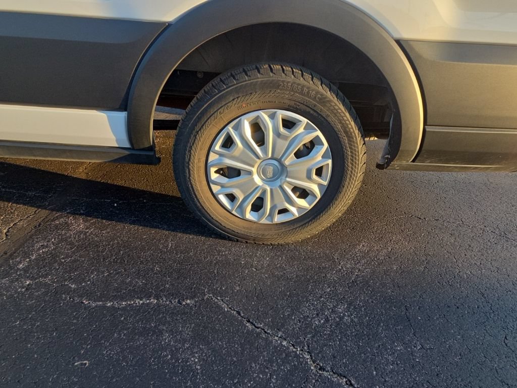 Certified 2023 Ford Transit 350 XLT RWD image 4