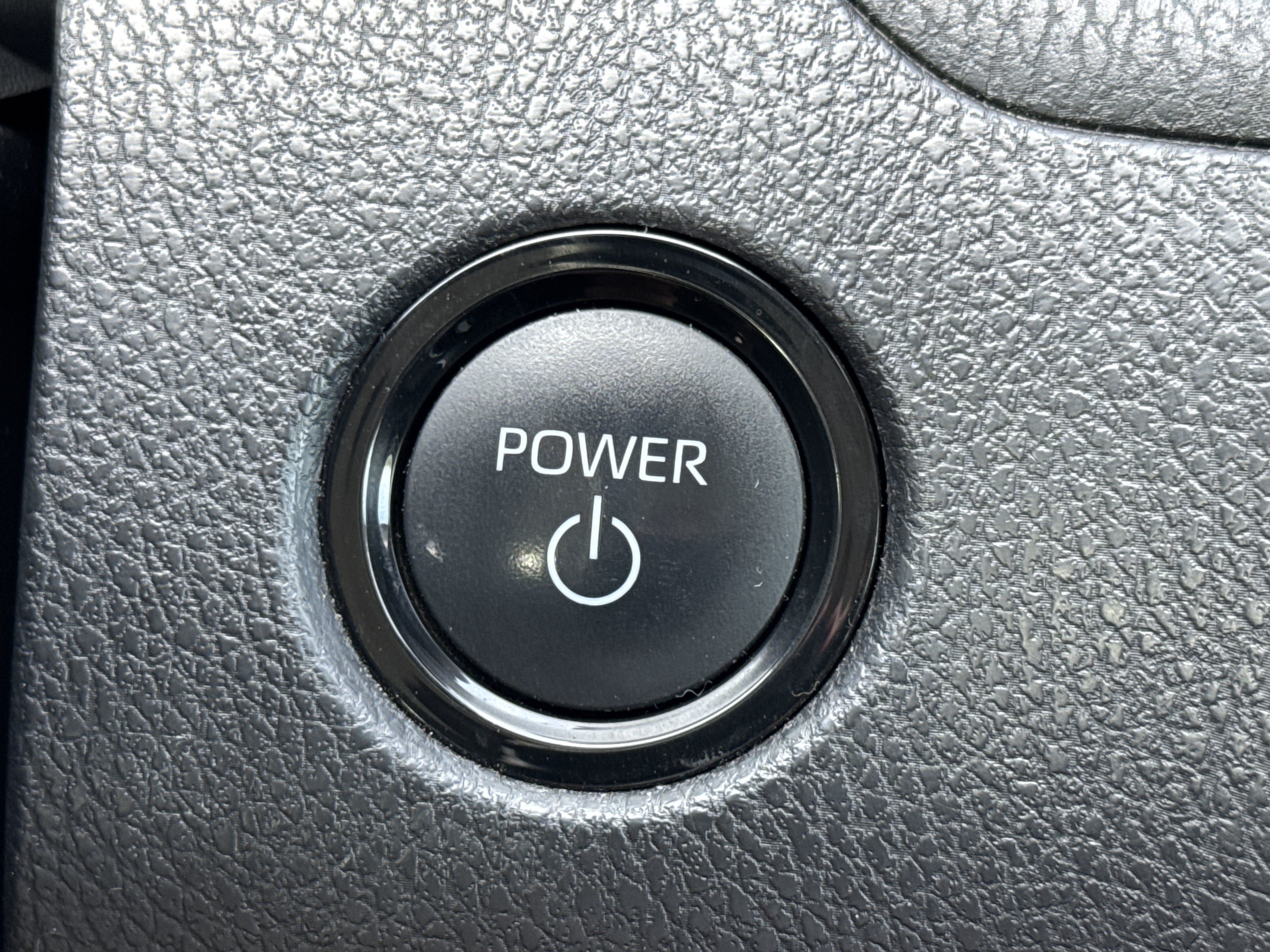 Used 2025 Toyota Camry LE FWD image 23