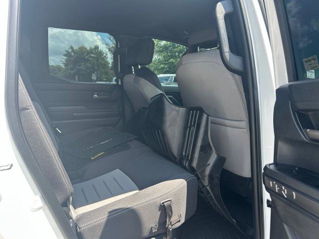 Used 2025 Toyota Tacoma TRD Sport AWD/4WD image 29
