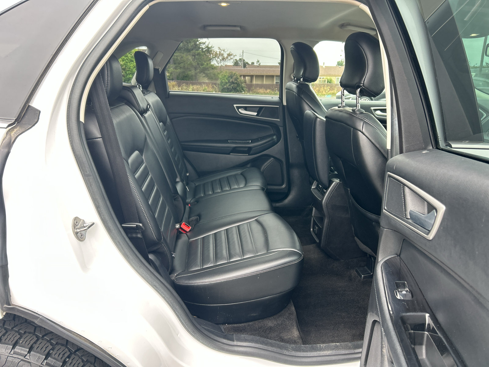 Certified 2017 Ford Edge SEL w/ Equipment Group 201A FWD image 30