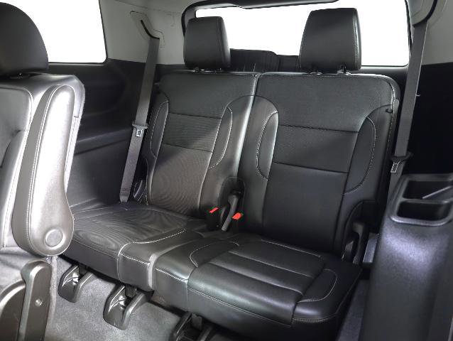 Used 2023 GMC Acadia SLT image 12