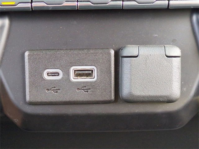 Used 2024 Chevrolet Silverado 1500 Custom Trail Boss image 21